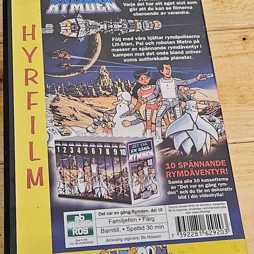 DET VAR EN GÅNG RYMDEN del 7 - CARTON .ÄLDRE HYR VHS.Svenskt Tal (VHS)