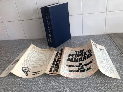 THE PEOPLE'S ALMANAC av David Wallechinsky & Irving Wallace 1975