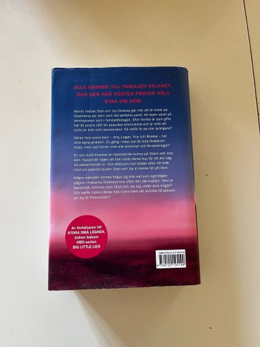 Äpplet faller inte - Liane Moriarty (inbunden)