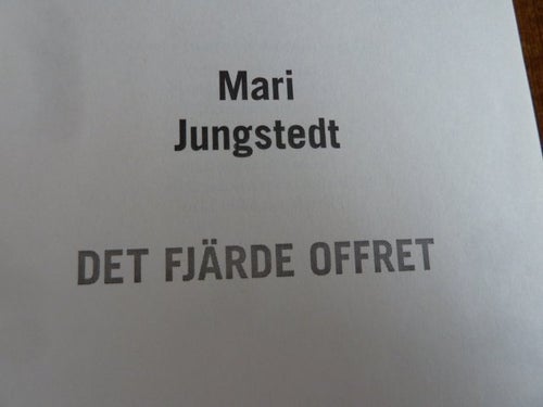DET FJÄRDE OFFRET, MARI JUNGSTEDT, 2011, BOK, BÖCKER