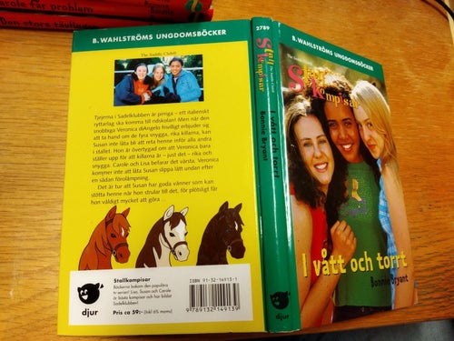 I vått och torrt av Bonnie Bryant. bok. Very Fine plus