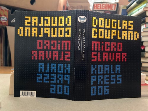 Microslavar av Douglas Coupland, bok, Very Fine
