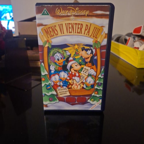 Disney VHS: Mens Vi Venter På Jul