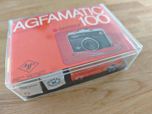 AGFAMATIC 100 sensor kamera med tillbehör