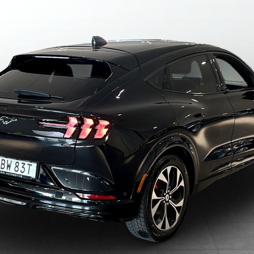 Ford Mustang Mach-E Standard Range AWD 269HK | Teknikpaket |40 mil|