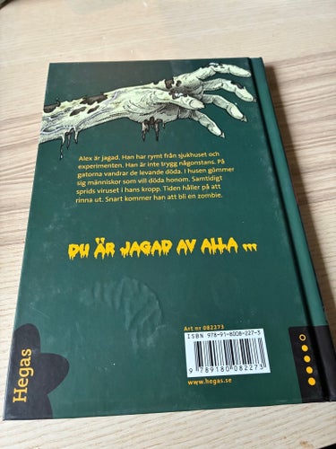 ZOMBIE-PANDEMI: VI ÄR FRAMTIDEN av Benni Bödker