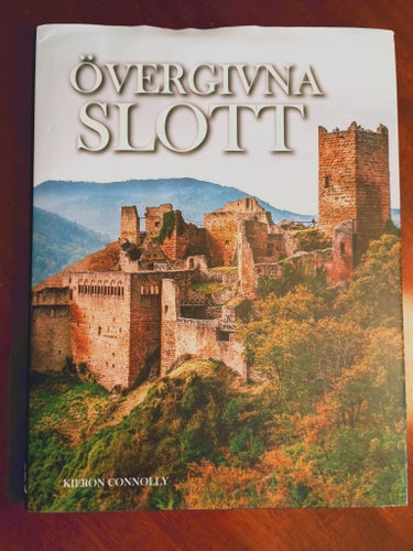 Övergivna Slott av Kieron Connolly, 2019