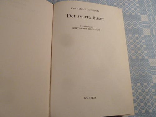 DET SVARTA LJUSET, C. COOKSON, 1991,  BÖCKER