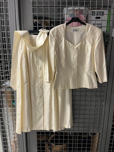Elegant tvådelad brudklänning