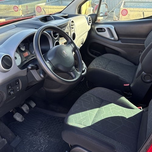 Peugeot Partner Tepee 1.2 e-THP Manuell, 110hk, 2017