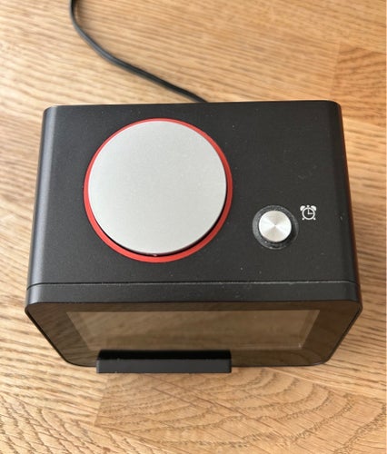 Homtime C1 Digital Väckarklocka med Dubbla USB-laddare