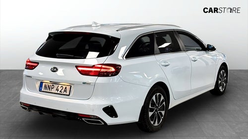 Kia Ceed Sportswagon Plug-in Hybrid PHEV Kamera Carplay ACC Nyservad GODKÄND