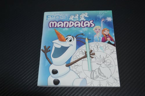 Liten bok Disney Karrusell förlag Frost Mandala målarbok