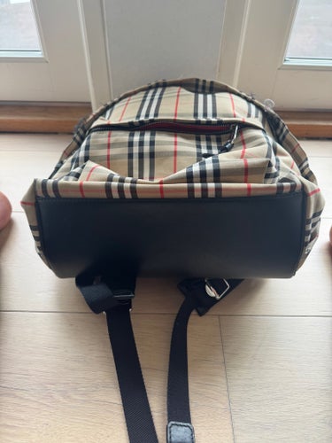 Burberry ryggsäck i beige