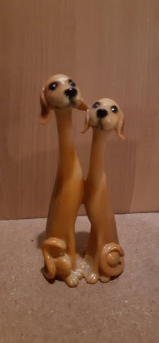 Hundar bruna långhalsade