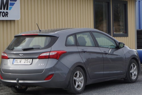 Hyundai i30 Kombi 1.6 GDI Manuell
