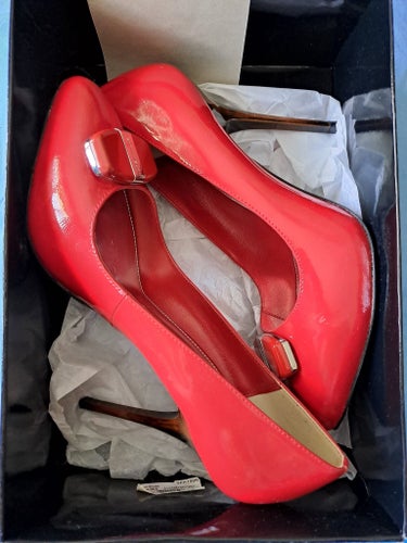 Nya Karen Millen Pumps Röd Storlek 38.5
