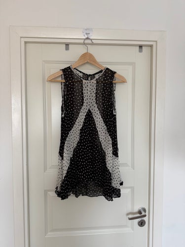 Zara SRPLS svart, vit topp