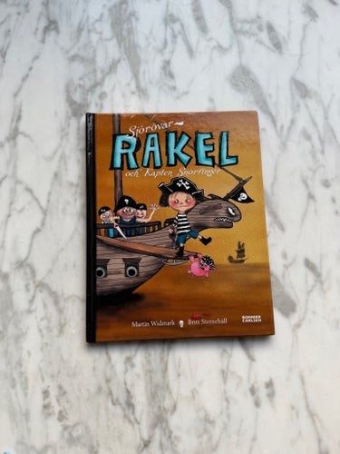 Sjörövar-Rakel och Kapten Snorfinger av Martin Widmark, Britt Sternehäll, 2009