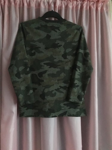 OLD NAVY Olivgrön långärmad topp i storlek S- M