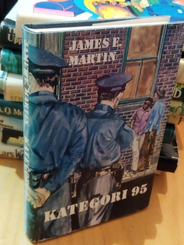 Kategori 95 av James E. Martin. Bok, inbunden. Very Fine plus