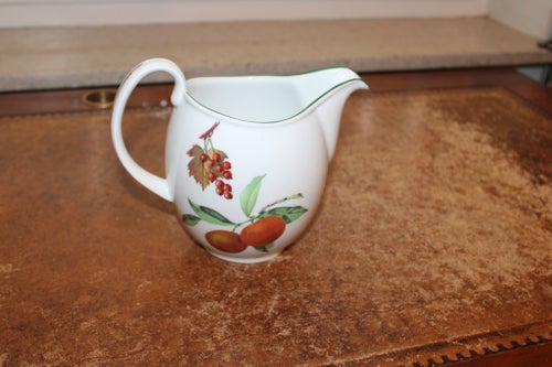 Royal Worcester, Evesham Vale, läcker engelsk kanna/bringare
