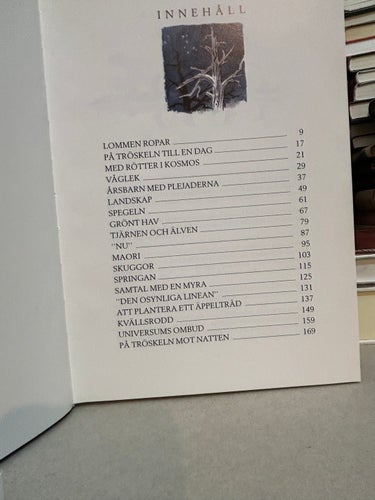Årsbarn med plejaderna av Rolf Edberg. Bok. Very Fine plus