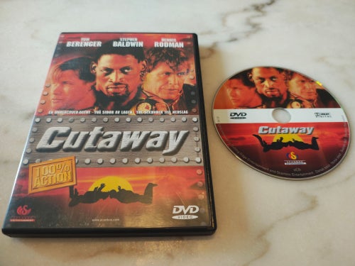 Cutaway m. Tom Berenger, Stephen Baldwin och Dennis Rodman på DVD
