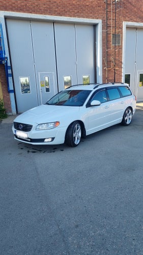 Volvo V70 D2 2014
