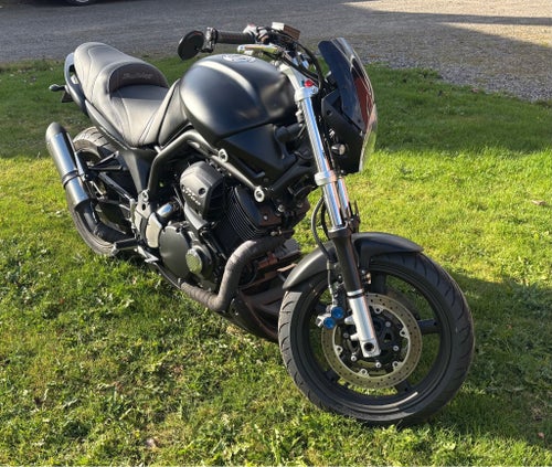 Yamaha BT1100 Bulldog