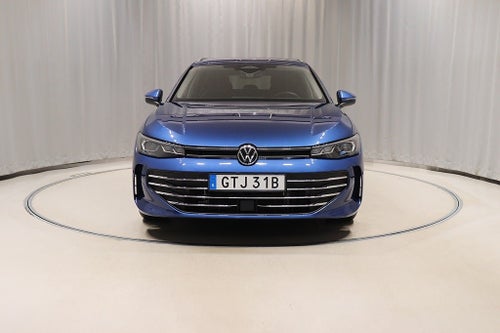 Volkswagen Passat eHybrid Business 272Hk Drag Värmare Kamera Carplay