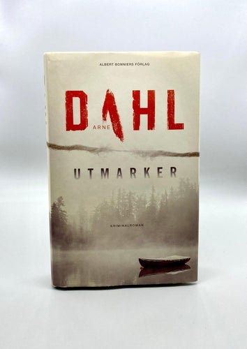 Utmarker av Arne Dahl (Deckare)