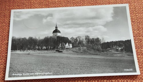 Grödinge Kyrka och Församlingshem