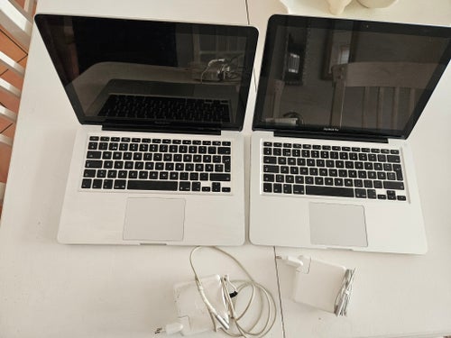 Två MacBook Pro-datorer