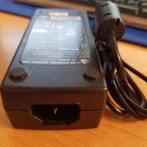 TESTED! 12V / 2.0A LI SHIN AC-adapter
