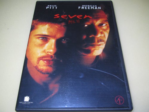 Seven (DVD) med Brad Pitt och Morgan Freeman
