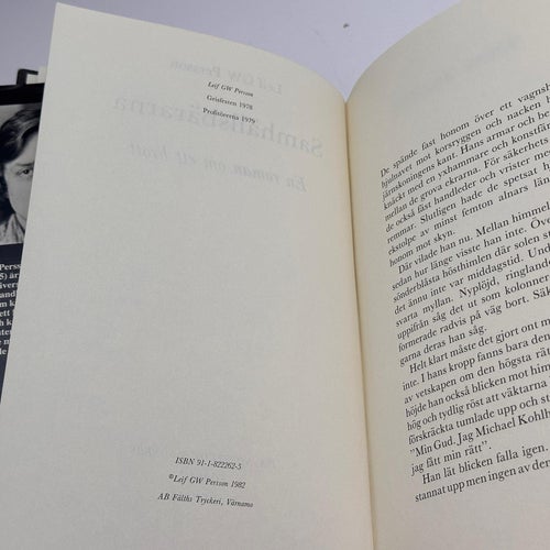 Samhällsbärarna : en roman om ett brott av Leif G. W. Persson