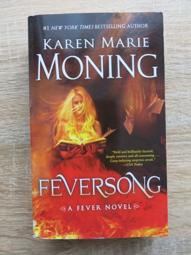 Feversong: A Fever Novel av Karen Marie Moning