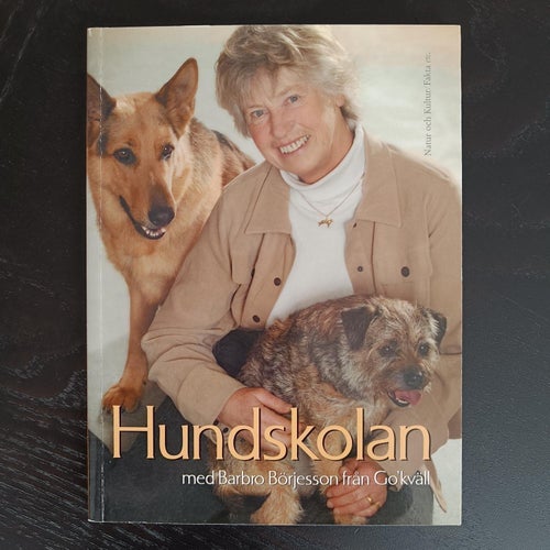 Hundskolan av Barbro Börjesson (Fri frakt) Bok Hund