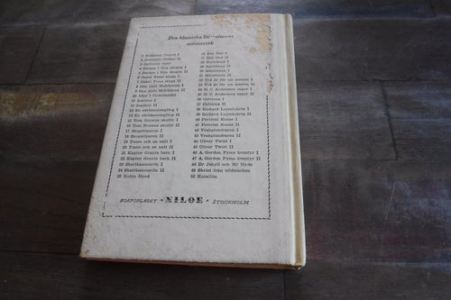 Vrakplundraren I, Den klassiska litteraturens mästerverk