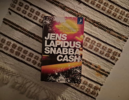 SNABBA CASH. FET POCKETBOK PÅ CA 480 SIDOR | GANGSTA CLASSIC.