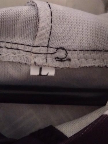 Svart hoodie, storlek L