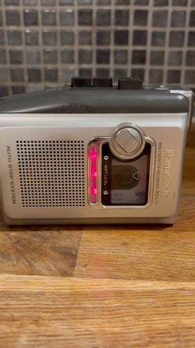 Panasonic RQ-L11 Mini Kassettenbandspelare