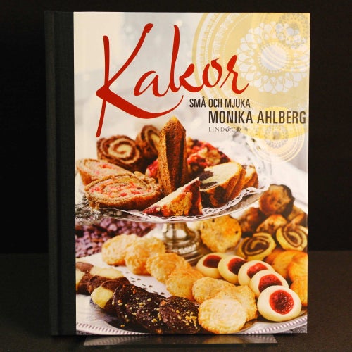 Monika Ahlberg - Kakor små och mjuka