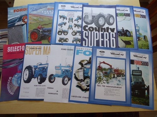 12 st. olika Ford och Fordson traktor poster