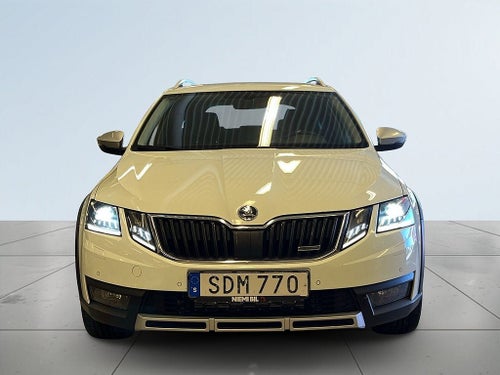 Skoda Octavia Scout 2.0TDI Businessline Drag/P-Värm/MoK/P-Sens/S&V/Rem bytt