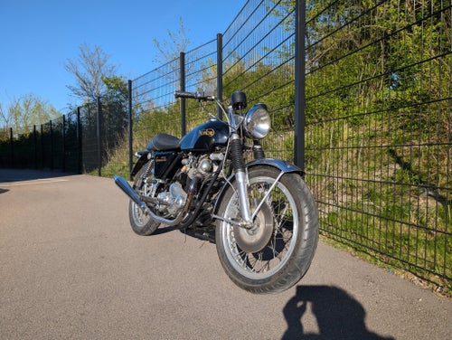 Norton Commando 850