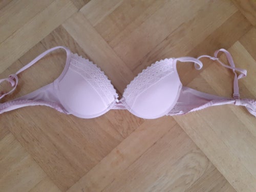 Klädpaket sommarkläder fr zara stlk xs s med tröjor stretchjeans klänning bh