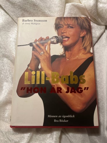 Lill-Babs "Hon är jag" av Barbro Svensson & Anna Wahlgren