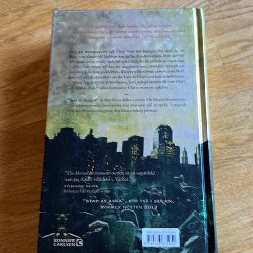Stad av skuggor av Cassandra Clare